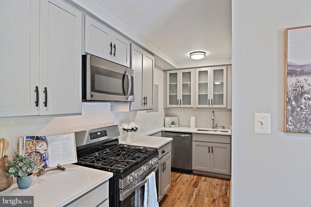 208 PARK TERRACE COURT SE Unit: 49
