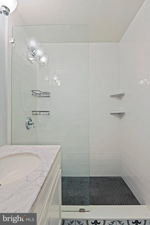 208 PARK TERRACE COURT SE Unit: 49