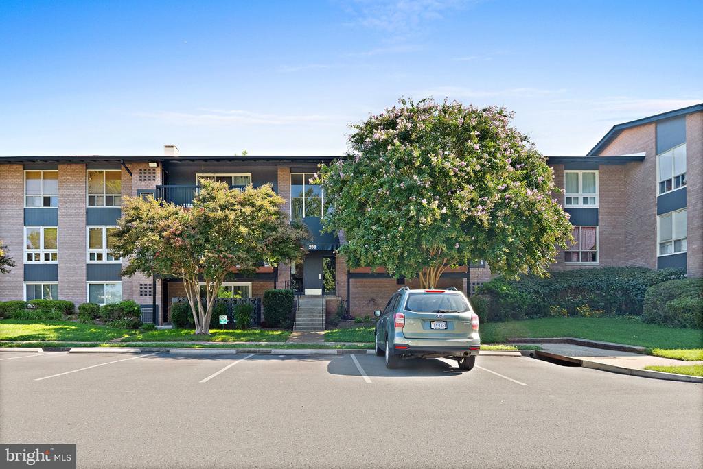 208 PARK TERRACE COURT SE Unit: 49