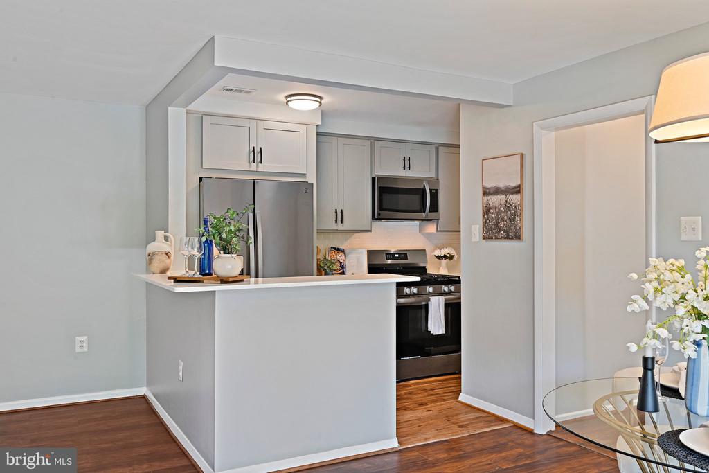208 PARK TERRACE COURT SE Unit: 49