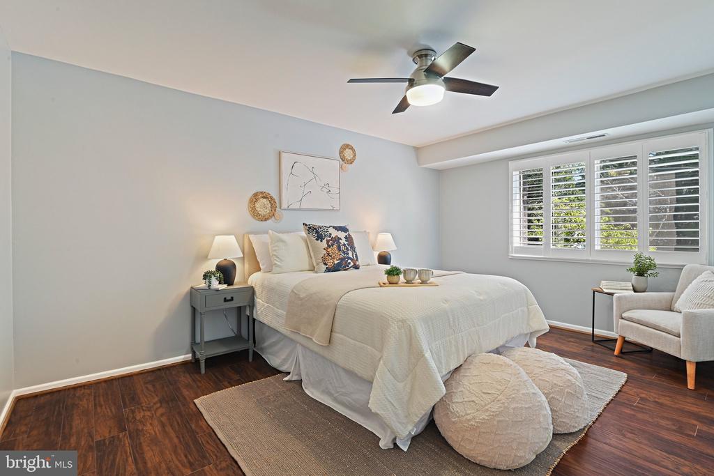208 PARK TERRACE COURT SE Unit: 49