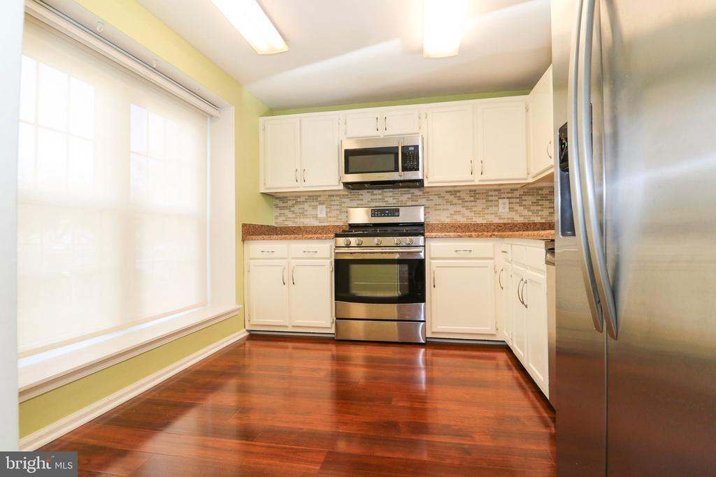 5933 GRISBY HOUSE COURT