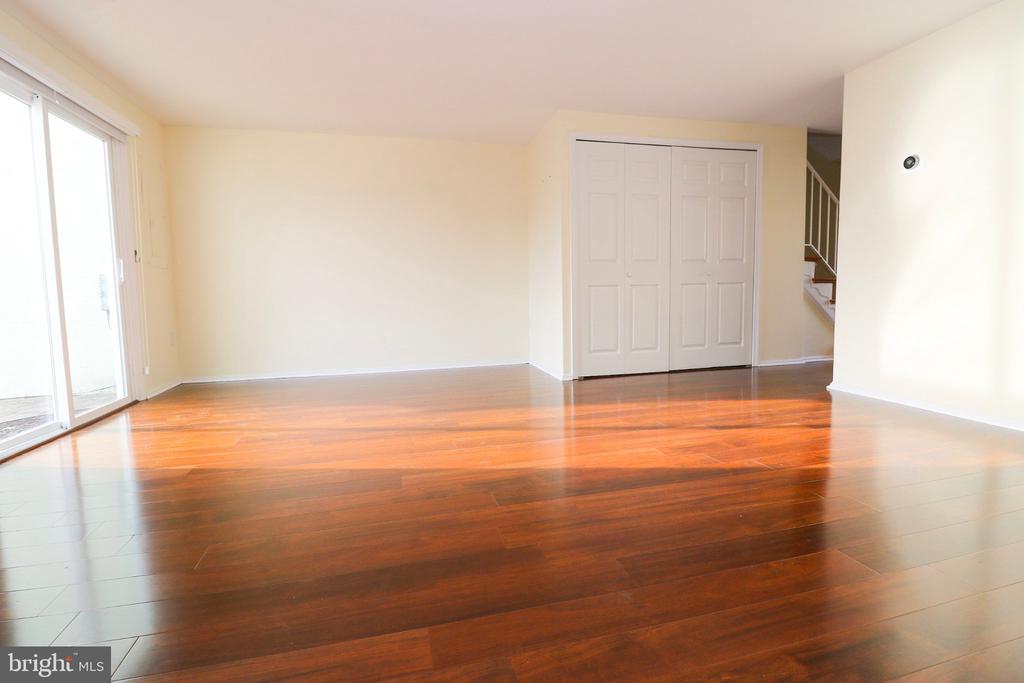 5933 GRISBY HOUSE COURT