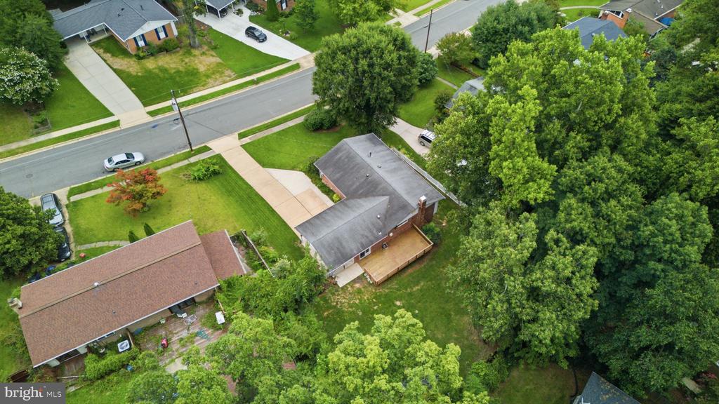 5506 VENTNOR LANE