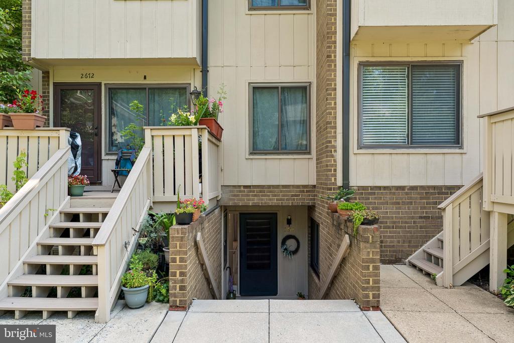 2674 GLENGYLE DRIVE Unit: 53