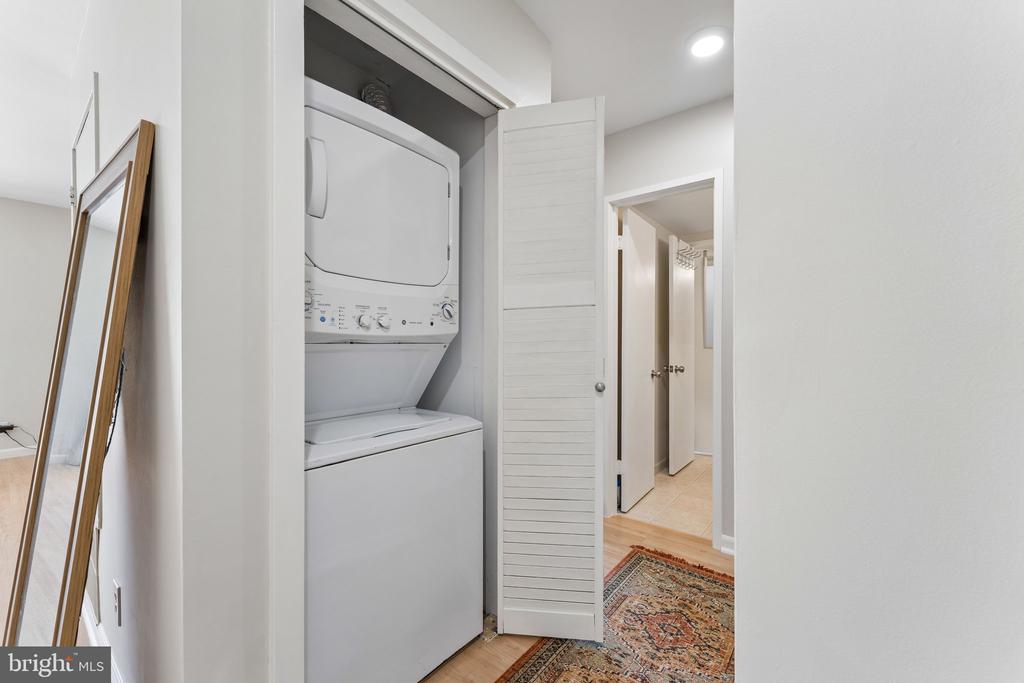 2674 GLENGYLE DRIVE Unit: 53