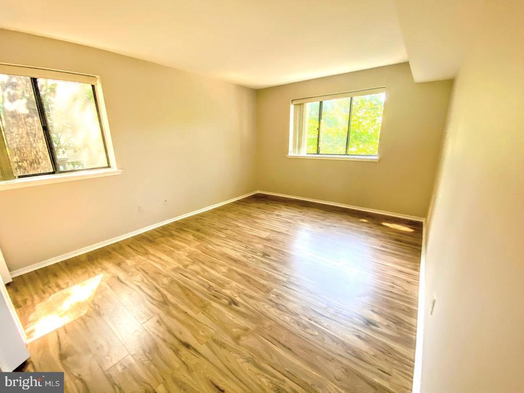 1646 PARKCREST CIRCLE Unit: 1D/201