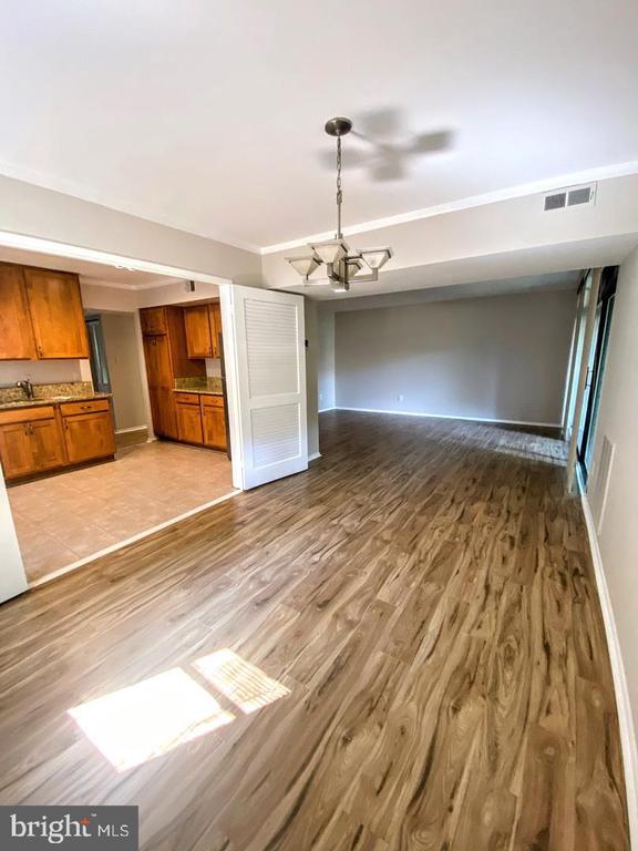 1646 PARKCREST CIRCLE Unit: 1D/201