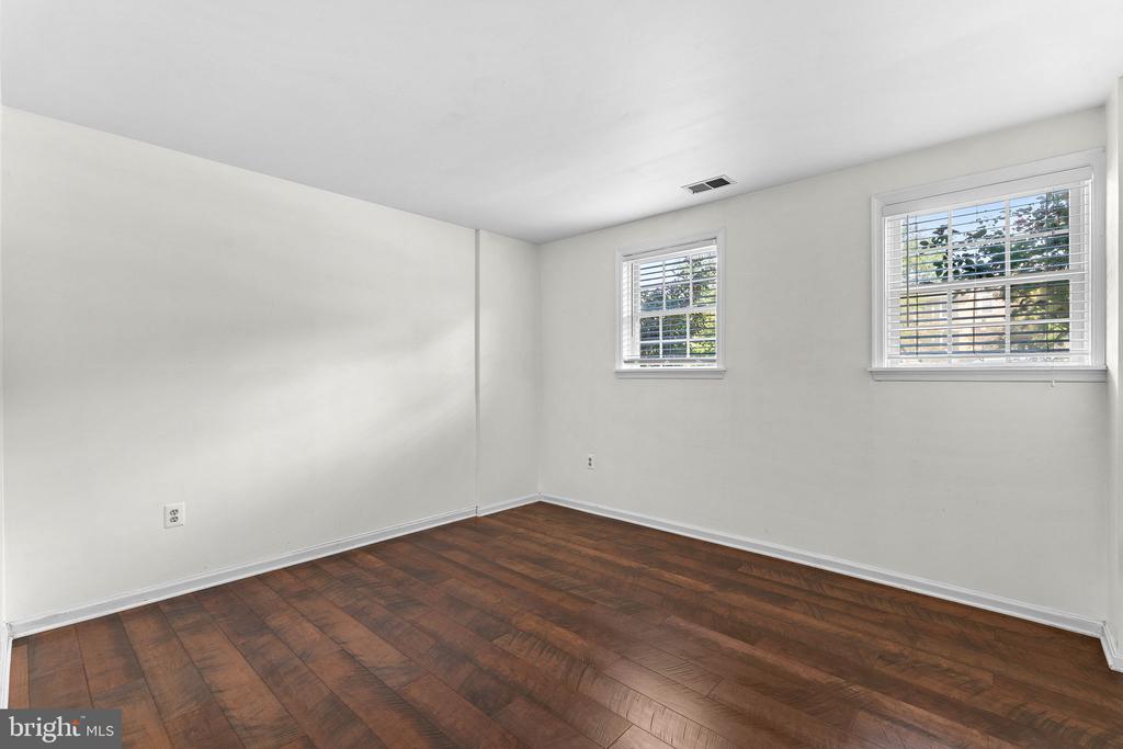 7877 PAINTED DAISY DRIVE