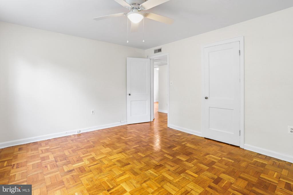6706 W WAKEFIELD DRIVE Unit: A2