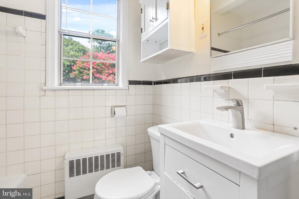 6706 W WAKEFIELD DRIVE Unit: A2