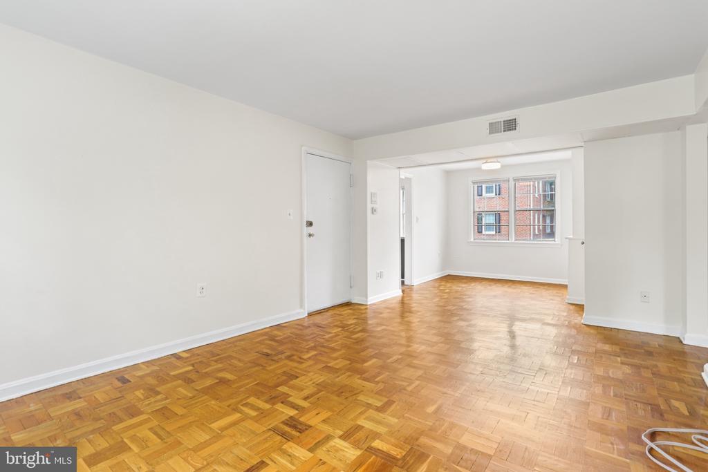 6706 W WAKEFIELD DRIVE Unit: A2