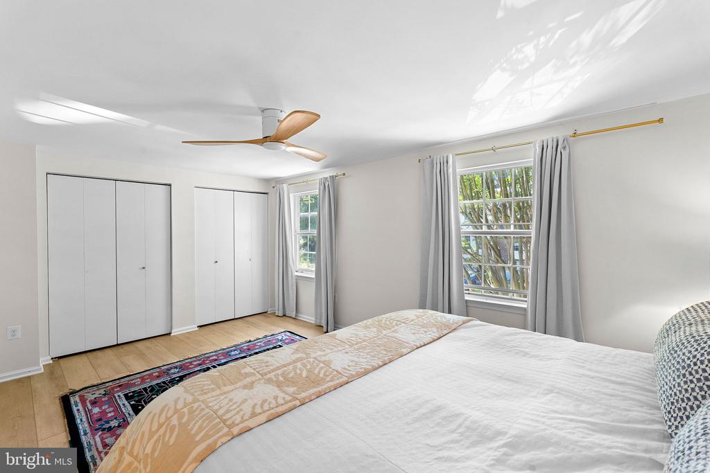 10131 WALNUT WOOD COURT