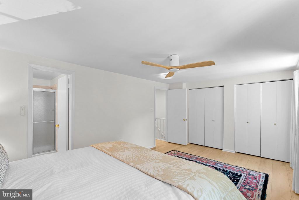 10131 WALNUT WOOD COURT