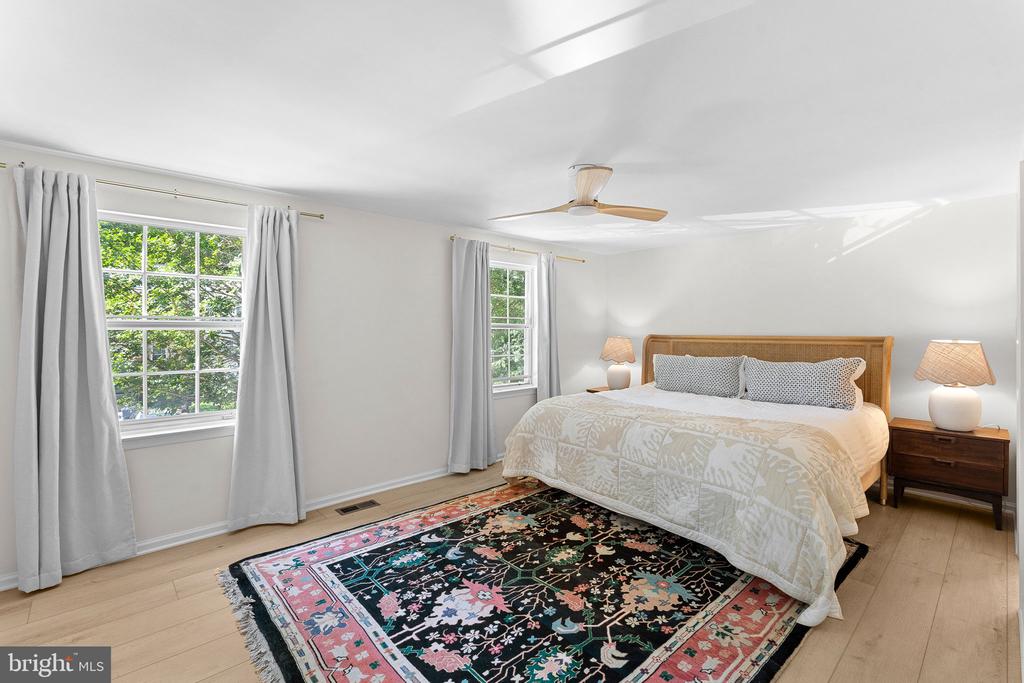 10131 WALNUT WOOD COURT