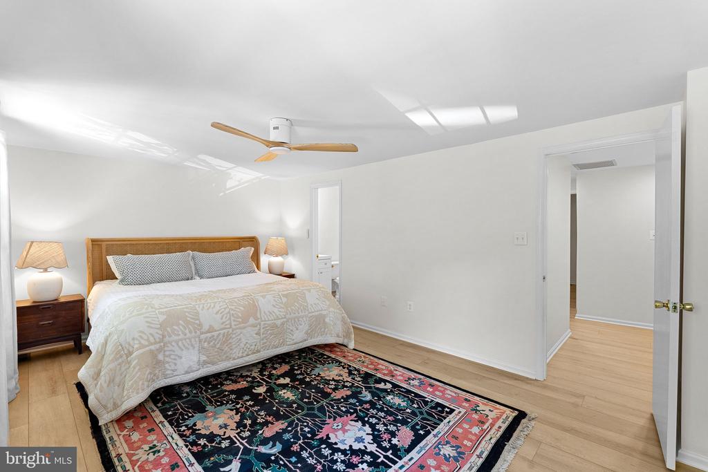 10131 WALNUT WOOD COURT