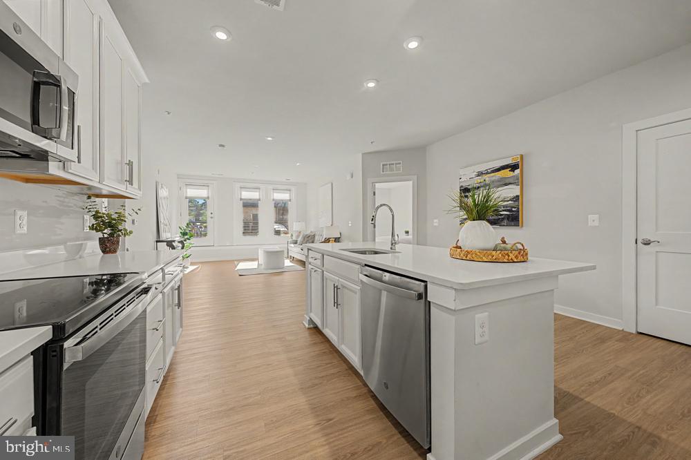 1669 BANDIT LOOP Unit: 103A