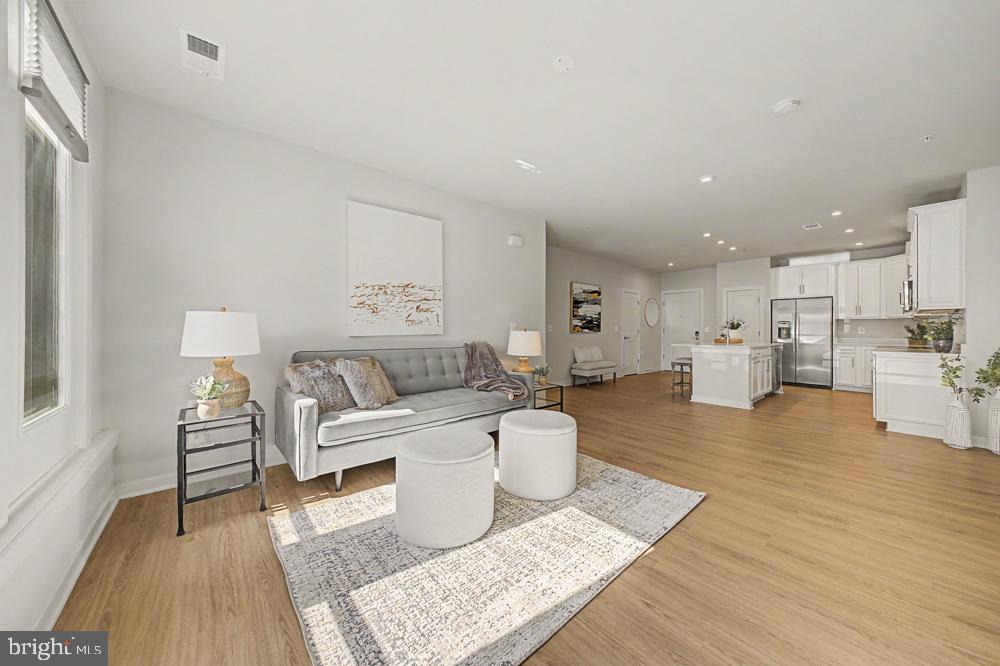 1669 BANDIT LOOP Unit: 103A