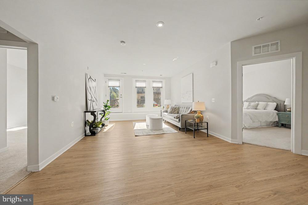 1669 BANDIT LOOP Unit: 103A