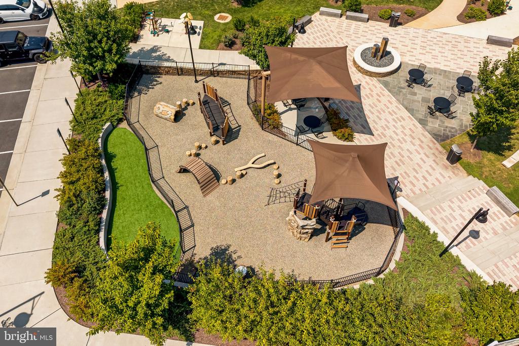1669 BANDIT LOOP Unit: 103A