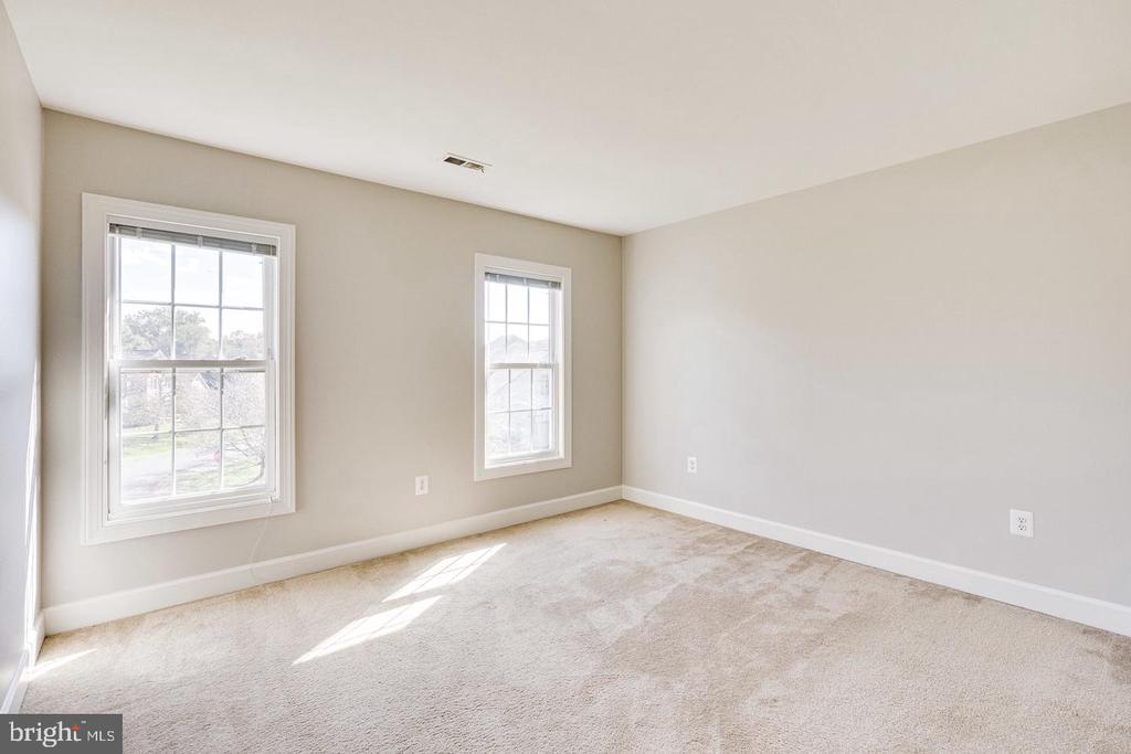 1168 TAJI COURT