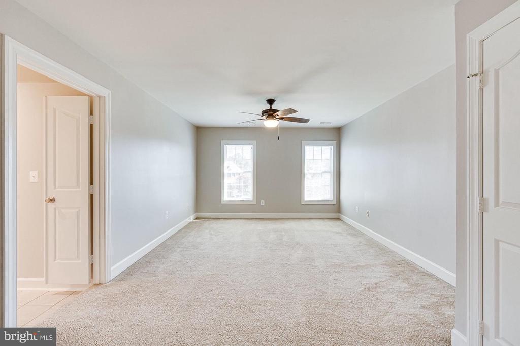 1168 TAJI COURT