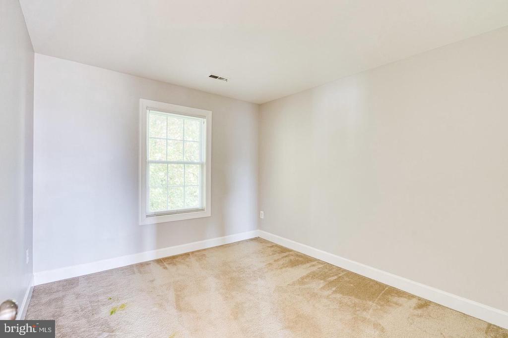 1168 TAJI COURT