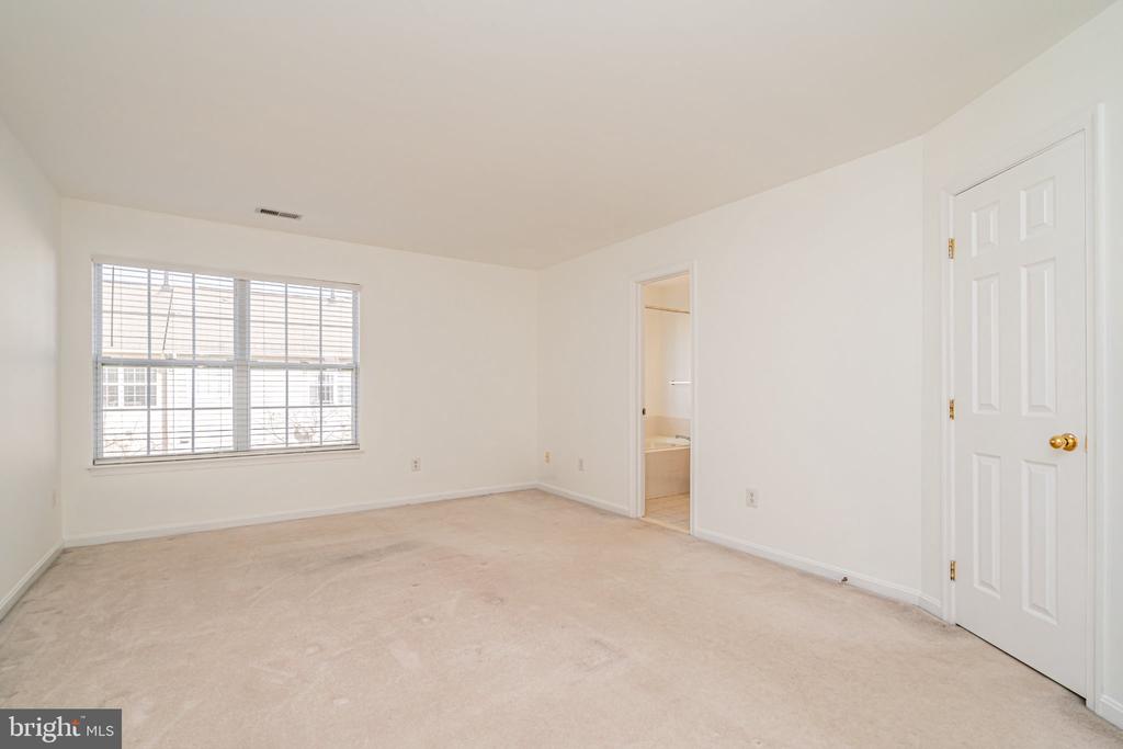 2507 JAMES MAURY DRIVE Unit: 2507