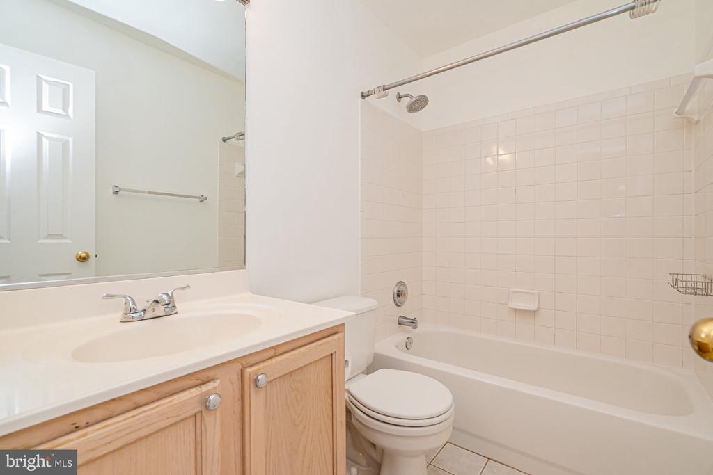 2507 JAMES MAURY DRIVE Unit: 2507