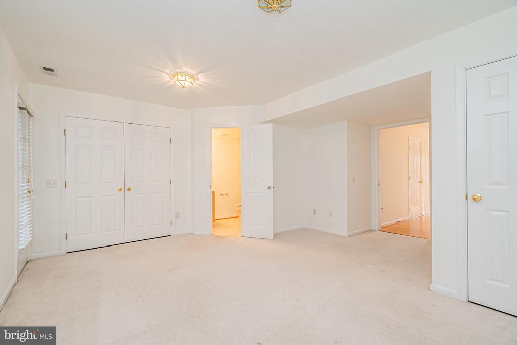 2507 JAMES MAURY DRIVE Unit: 2507