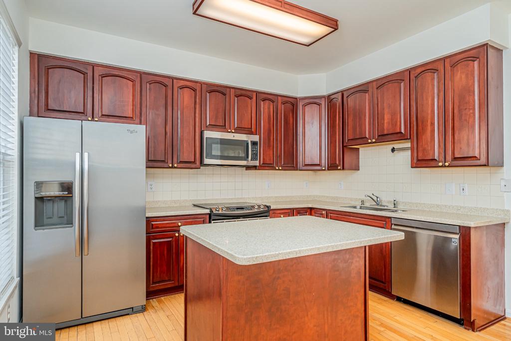 2507 JAMES MAURY DRIVE Unit: 2507