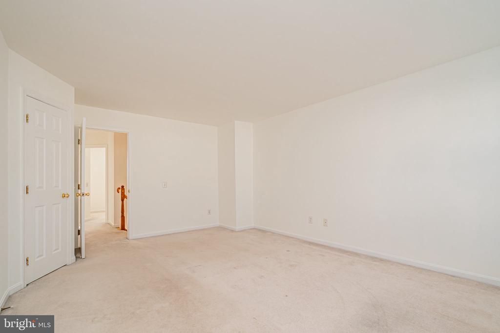 2507 JAMES MAURY DRIVE Unit: 2507