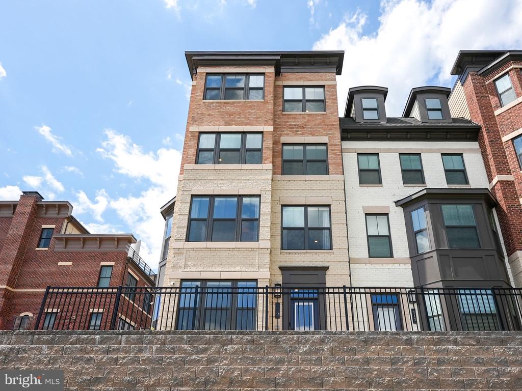 119 MARKET SQUARE NW Unit: 38