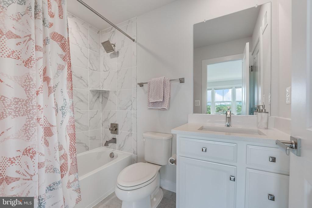 119 MARKET SQUARE NW Unit: 38