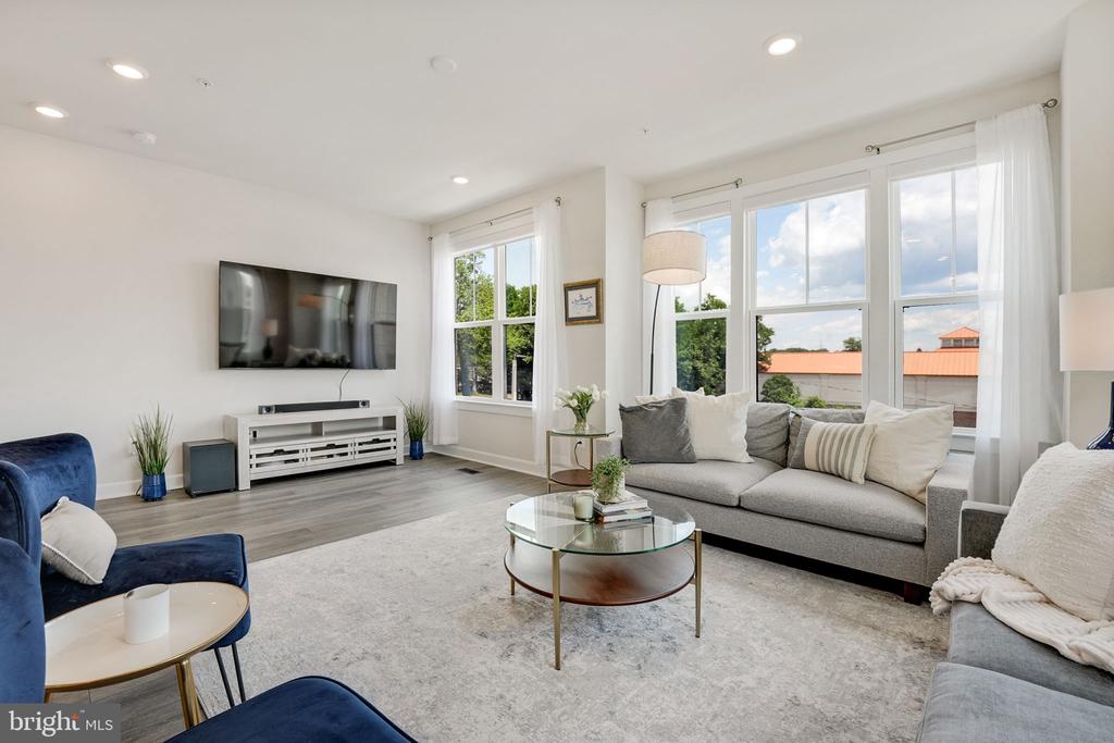 119 MARKET SQUARE NW Unit: 38