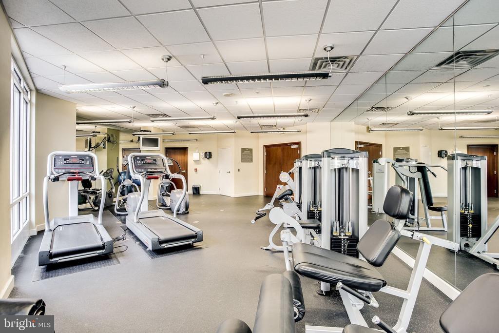 11770 SUNRISE VALLEY DRIVE Unit: 118