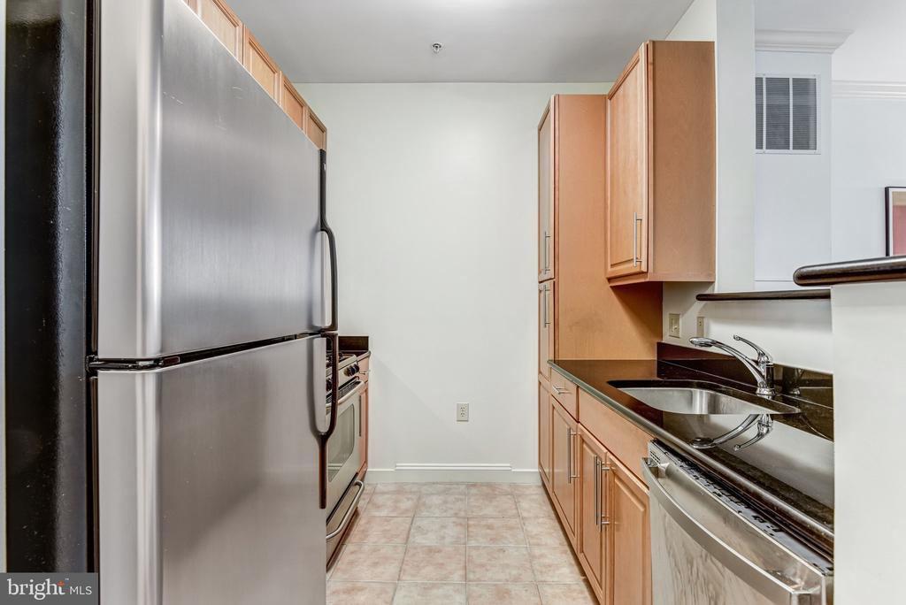 11770 SUNRISE VALLEY DRIVE Unit: 118
