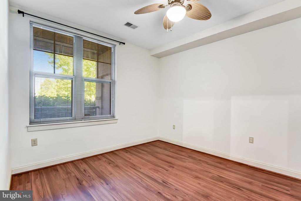 11770 SUNRISE VALLEY DRIVE Unit: 118