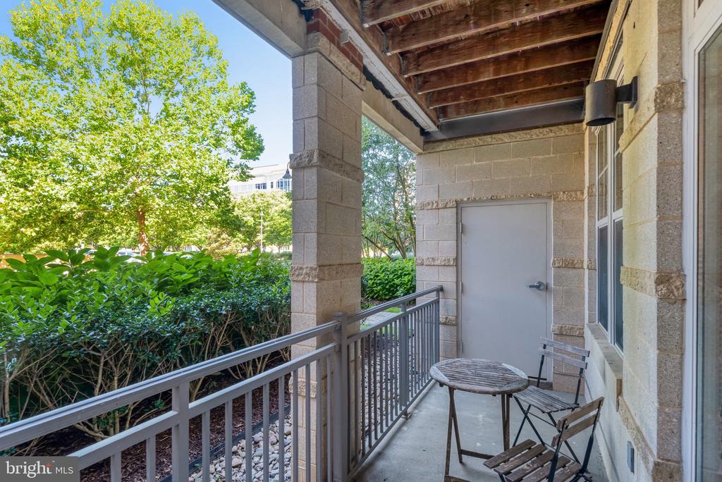 11770 SUNRISE VALLEY DRIVE Unit: 118