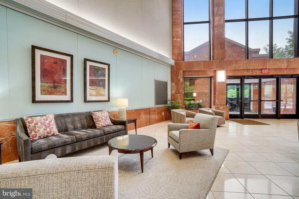 2230 GEORGE C MARSHALL DRIVE Unit: 1218