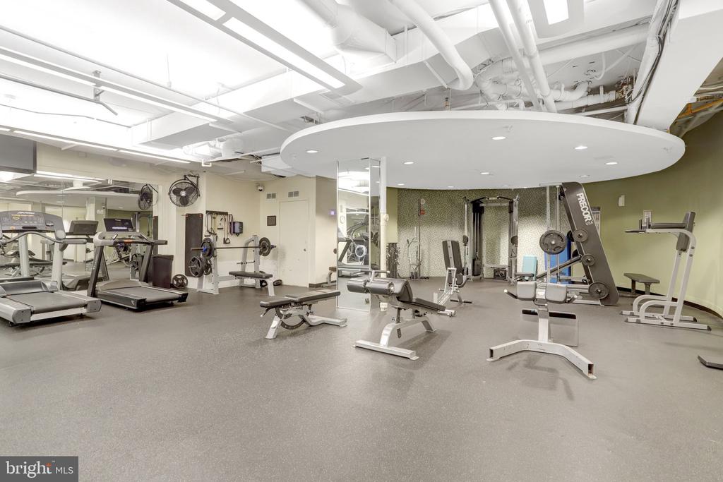2230 GEORGE C MARSHALL DRIVE Unit: 1218