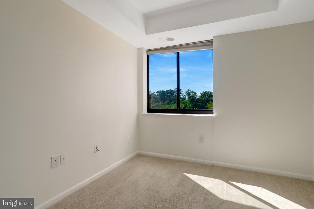 2230 GEORGE C MARSHALL DRIVE Unit: 1218