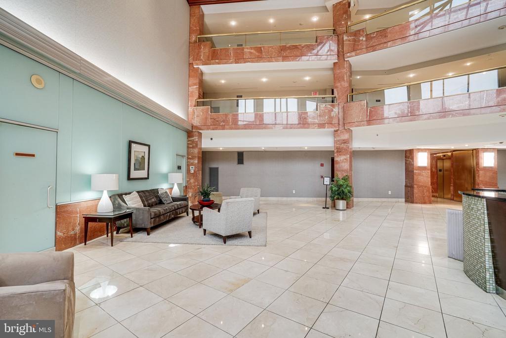 2230 GEORGE C MARSHALL DRIVE Unit: 1218