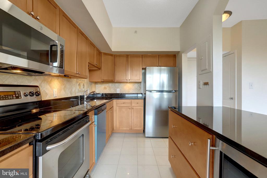 2230 GEORGE C MARSHALL DRIVE Unit: 1218