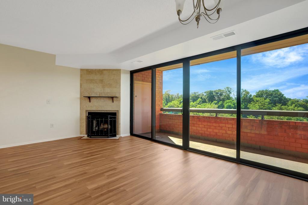 2230 GEORGE C MARSHALL DRIVE Unit: 1218