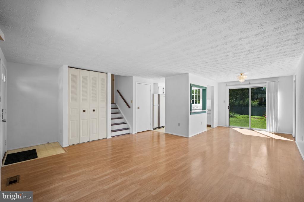 9715 WATER OAK DRIVE