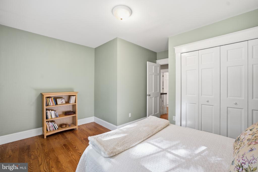3202 JUNIPER LANE