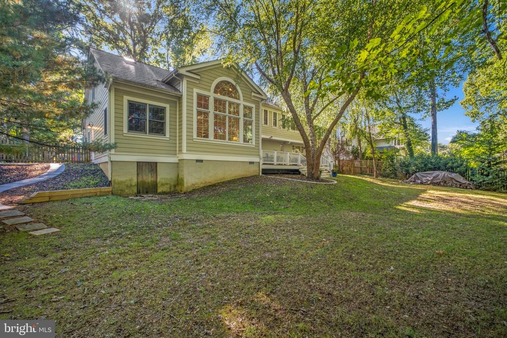3202 JUNIPER LANE