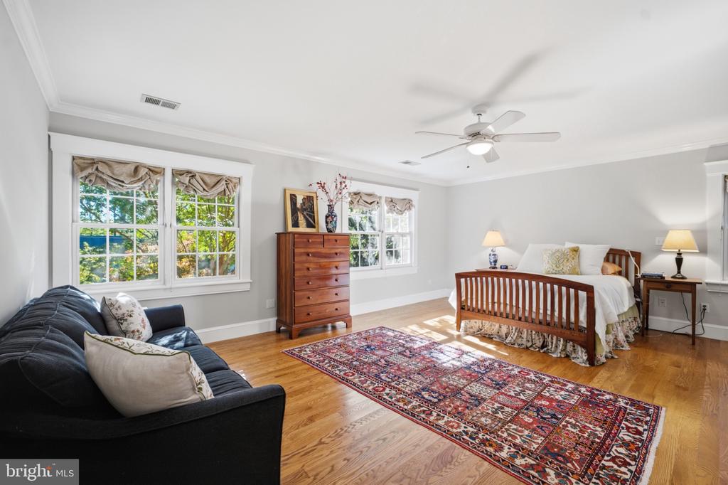 3202 JUNIPER LANE