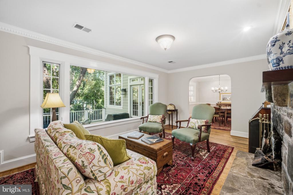 3202 JUNIPER LANE